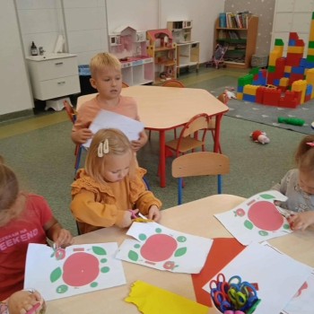 555892176_1266583521936099_8699513997861454486_n