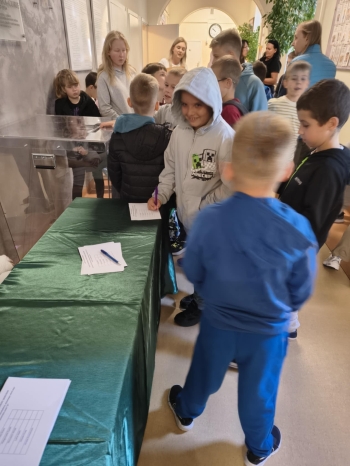 559045301_1269170598344058_5099773032967604413_n