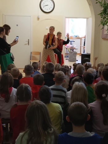 577266259_1298748915386226_1518348055439135435_n