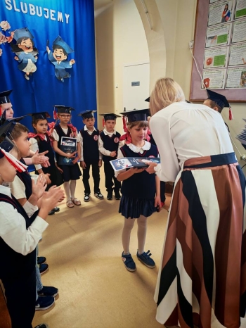 581949583_1306256774635440_5220021147784015838_n