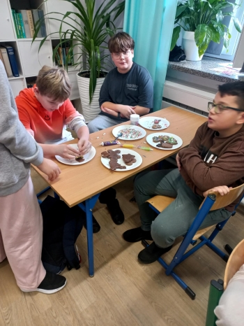 597310796_1325330029394781_5456625999210856220_n