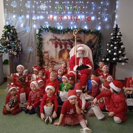 Wizyta  Świętego Mikołaja w przedszkolu